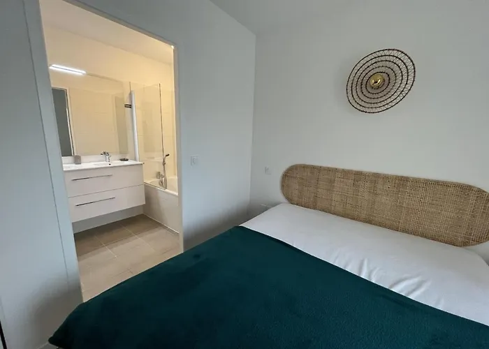 Superbe T3 De 66 M² Centre Avec Parking Et Balcon A 200m De La - Fr-1-374-196 Arcachón